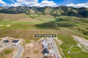 1139 E Center St, Hyde Park, UT 84318 - Photo 25