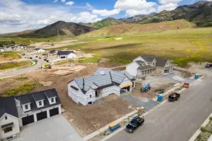 1139 E Center St, Hyde Park, UT 84318 - Photo 33