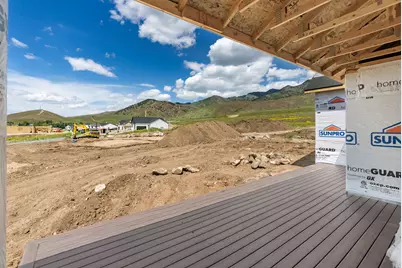 1139 E Center St, Hyde Park, UT 84318 - Photo 25