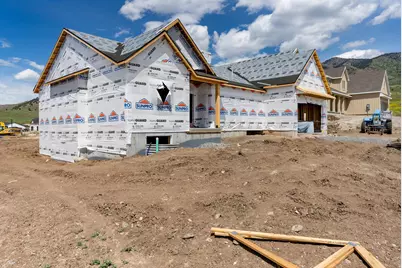 1139 E Center St, Hyde Park, UT 84318 - Photo 3