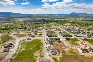 1139 E Center St, Hyde Park, UT 84318 - Photo 27