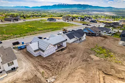1139 E Center St, Hyde Park, UT 84318 - Photo 31