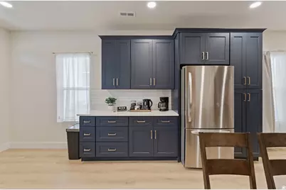 373 E 800 S, Salt Lake City, UT 84111 - Photo 51