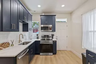 373 E 800 S, Salt Lake City, UT 84111 - Photo 49