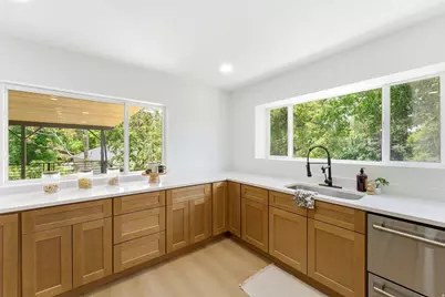 4215 S Holladay Blvd, Holladay, UT 84124 - Photo 17