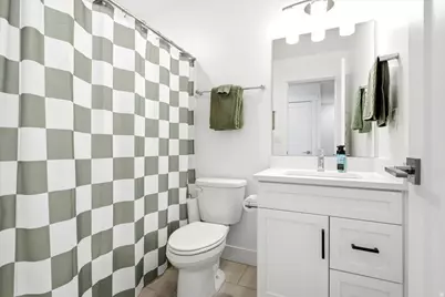 10 W Beebe Ln S, Murray, UT 84107 - Photo 23