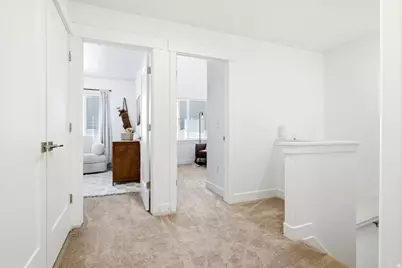 10 W Beebe Ln S, Murray, UT 84107 - Photo 13