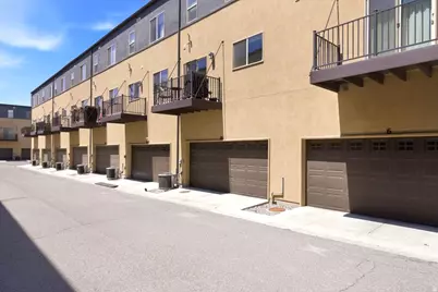 10 W Beebe Ln S, Murray, UT 84107 - Photo 27