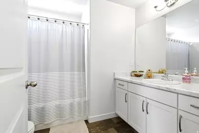 352 E 570 S #26, Lehi, UT 84043 - Photo 19