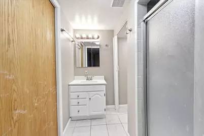2215 S Broadmoor, Salt Lake City, UT 84109 - Photo 17