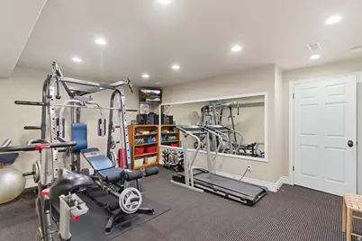136 N Mountain Vistas Rd, Kaysville, UT 84037 - Photo 31