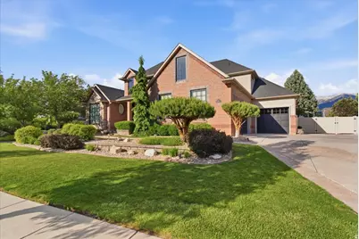 136 N Mountain Vistas Rd, Kaysville, UT 84037 - Photo 3
