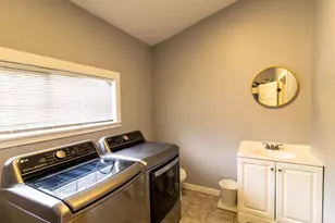 1749 S Grant Ave E, Ogden, UT 84404 - Photo 21