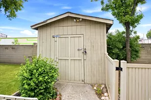 1569 W Indian Summer Dr, Salt Lake City, UT 84116 - Photo 21