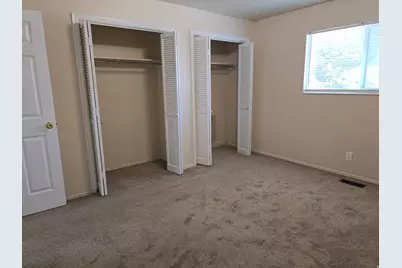 2384 S Derby St, West Valley, UT 84119 - Photo 17