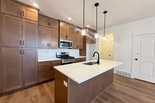 6897 W Gravel Cross Way, West Jordan, UT 84081 - Photo 3