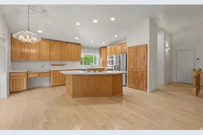 1148 E 250 N, Orem, UT 84097 - Photo 7
