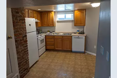 265 E 400 S, Bountiful, UT 84010 - Photo 3