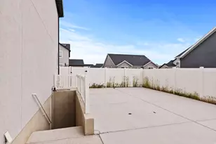 513 E Mount Dutton Way, Eagle Mountain, UT 84005 - Photo 35