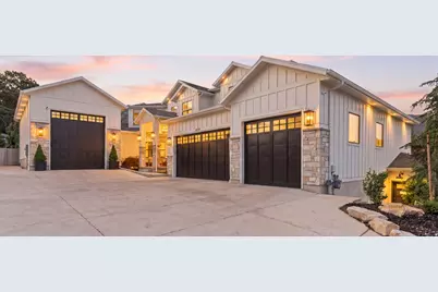 9577 S Hidden Pine Ln, Sandy, UT 84092 - Photo 3