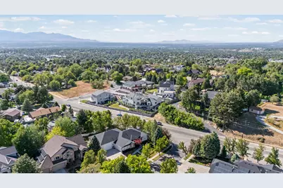 9577 S Hidden Pine Ln, Sandy, UT 84092 - Photo 87