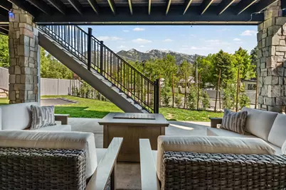 9577 S Hidden Pine Ln, Sandy, UT 84092 - Photo 29