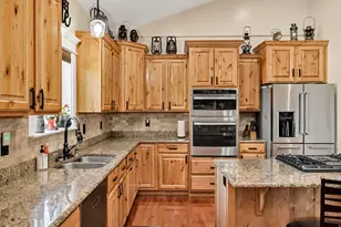 395 N 575 E, Hyde Park, UT 84318 - Photo 11