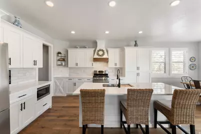 1332 W Salmon Caddis Dr, Bluffdale, UT 84065 - Photo 11