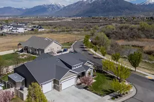 1332 W Salmon Caddis Dr, Bluffdale, UT 84065 - Photo 5