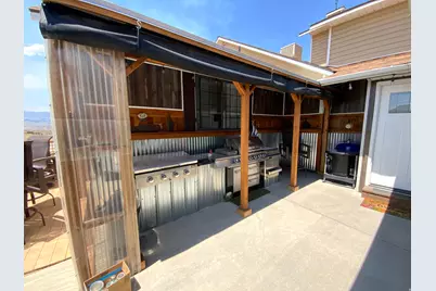 1061 S Copper Rd E, Stockton, UT 84071 - Photo 41