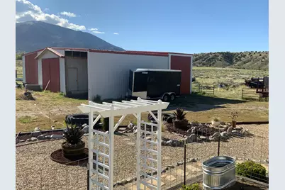 1061 S Copper Rd E, Stockton, UT 84071 - Photo 17