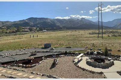 1061 S Copper Rd E, Stockton, UT 84071 - Photo 9