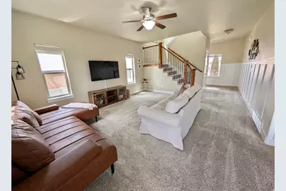 8936 N Barton Creek Dr, Eagle Mountain, UT 84005 - Photo 11