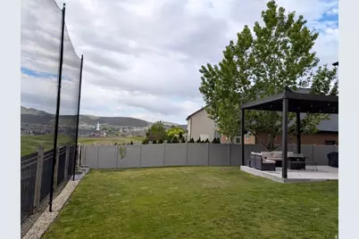 8936 N Barton Creek Dr, Eagle Mountain, UT 84005 - Photo 5