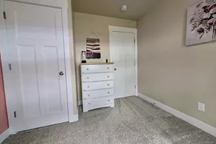 8936 N Barton Creek Dr, Eagle Mountain, UT 84005 - Photo 45