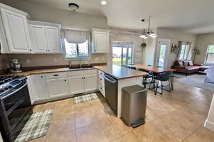 8936 N Barton Creek Dr, Eagle Mountain, UT 84005 - Photo 21