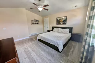 8936 N Barton Creek Dr, Eagle Mountain, UT 84005 - Photo 25