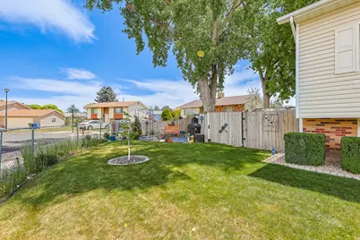 4327 S Rose Petal Way W, West Valley, UT 84120 - Photo 41