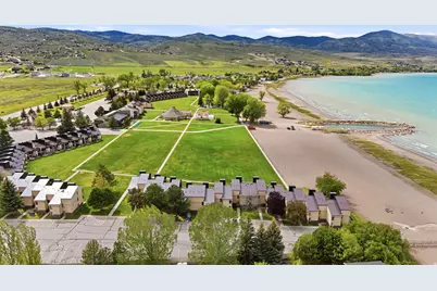 2176 S Bear Lake Blvd #316, Garden City, UT 84028 - Photo 7