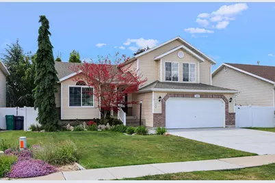 142 E 2675 S, Clearfield, UT 84015 - Photo 3