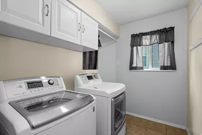 142 E 2675 S, Clearfield, UT 84015 - Photo 17