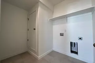 717 W W Coho Ln S, Midvale, UT 84047 - Photo 15
