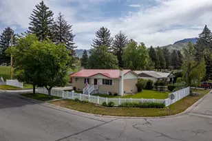 118 S 300 E, Smithfield, UT 84335 - Photo 27