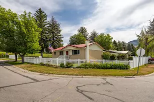118 S 300 E, Smithfield, UT 84335 - Photo 21