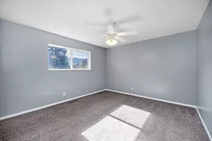 118 S 300 E, Smithfield, UT 84335 - Photo 13