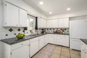753 E 6410 S, Murray, UT 84107 - Photo 9