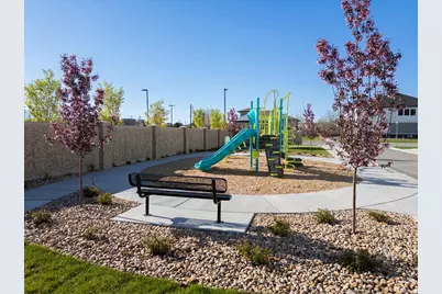 2864 S Tetzlaff Pl, West Valley, UT 84128 - Photo 9
