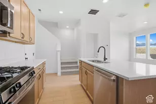 2864 S Tetzlaff Pl, West Valley, UT 84128 - Photo 5