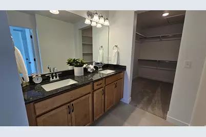 2864 S Tetzlaff Pl, West Valley, UT 84128 - Photo 5