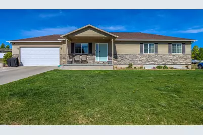 918 S 190 E, Panguitch, UT 84759 - Photo 1